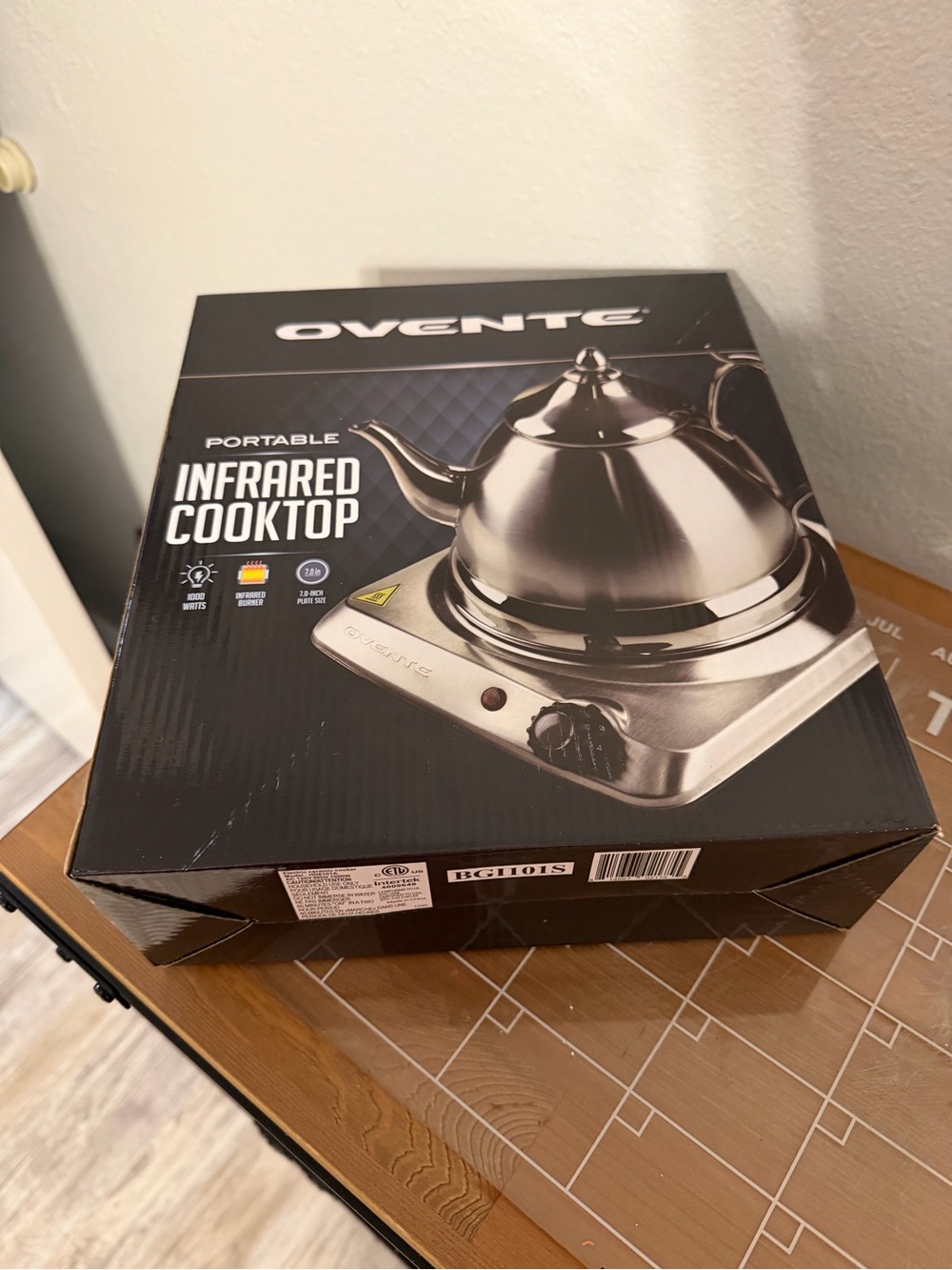 Ovente Portable Infrared Cooktop in Silver